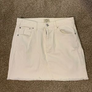 White denim skirt